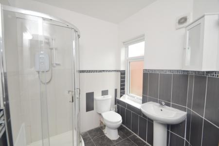 4 bedroom Terraced House to let in Nichols Street, Salford, M6