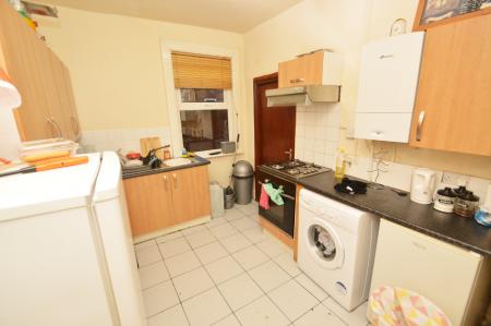 3 bedroom Detached house to let in Olivia Grove, Rusholme, Manchester, M14