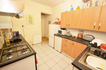 3 bedroom Detached house to let in Olivia Grove, Rusholme, Manchester, M14