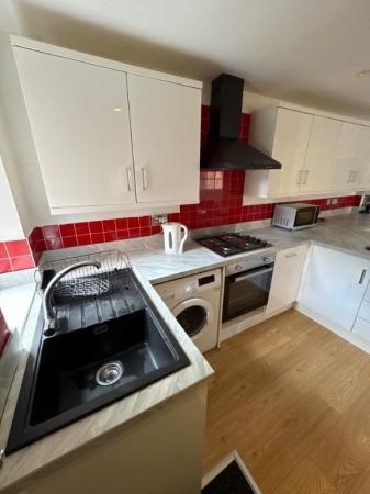 6 bedroom Semi-detached house to let in Wellington Road, Fallowfield, Manchester, M14