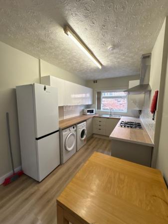 5 bedroom End of terrace house to let in Hill Street, Withington, Manchester, M20