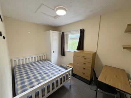5 bedroom End of terrace house to let in Hill Street, Withington, Manchester, M20