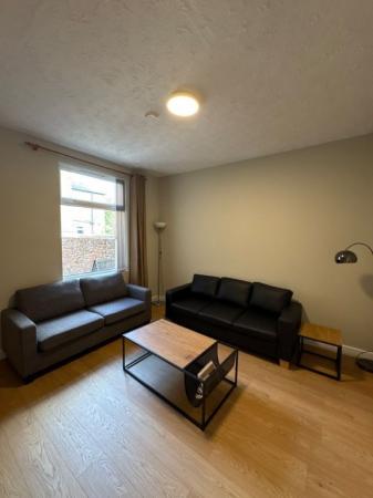 5 bedroom End of terrace house to let in Hill Street, Withington, Manchester, M20