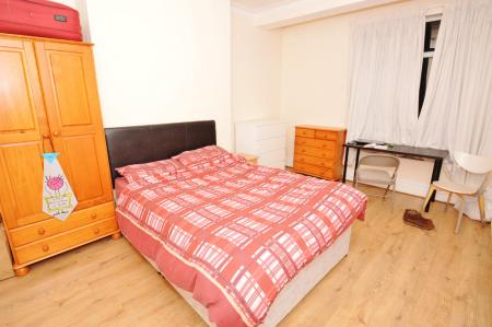 4 bedroom Semi-detached house to let in Elmsmere Road, Didsbury, Manchester, M20