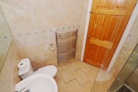 4 bedroom Semi-detached house to let in Elmsmere Road, Didsbury, Manchester, M20