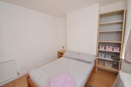 5 bedroom Semi-detached house to let in Finchley Road, Fallowfield, Manchester, M14