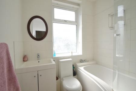 5 bedroom Semi-detached house to let in Finchley Road, Fallowfield, Manchester, M14