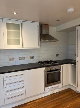 2 bedroom Flat to let in Wellington Road, Fallowfield, Manchester, M14