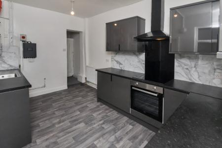 4 bedroom Terraced House for sale in Barff Road, Salford, M5