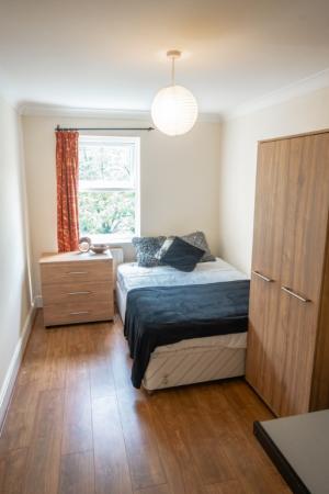 7 bedroom Town house to let in Denison Road, Victoria Park, Manchester, M14