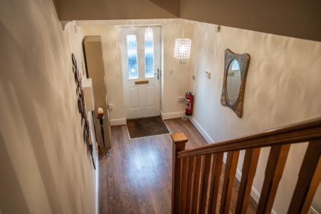 7 bedroom Town house to let in Denison Road, Victoria Park, Manchester, M14