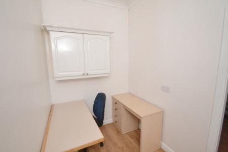 6 bedroom Terraced House to let in Standish Road, Fallowfield, Manchester, M14