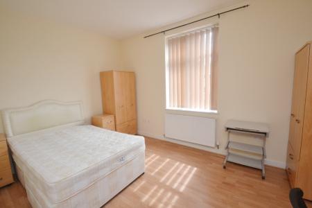 6 bedroom Terraced House to let in Upper Kent Road, Victoria Park, Manchester, M14