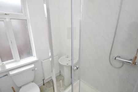 5 bedroom Terraced House to let in Standish Road, Fallowfield, Manchester, M14