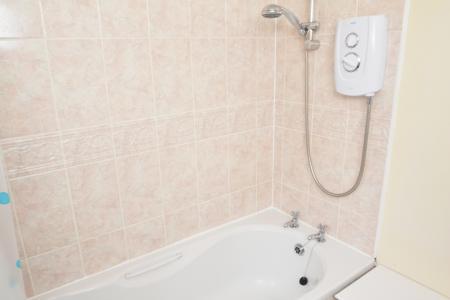 6 bedroom Terraced House to let in Chervil Close, Fallowfield, Manchester, M14