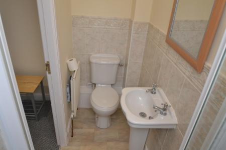 6 bedroom Terraced House to let in Chervil Close, Fallowfield, Manchester, M14