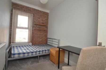 6 bedroom Terraced House to let in Old Moat Lane, Withington, Manchester, M20