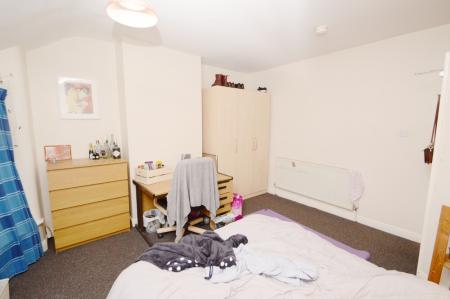 4 bedroom Terraced House to let in Amherst Road, Fallowfield, Manchester, M20