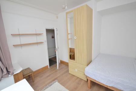 6 bedroom Detached house to let in Braemar Road, Fallowfield, Manchester, M14