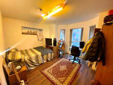 11 bedroom Semi-detached house to let in Everett Road, Withington, Manchester, M20