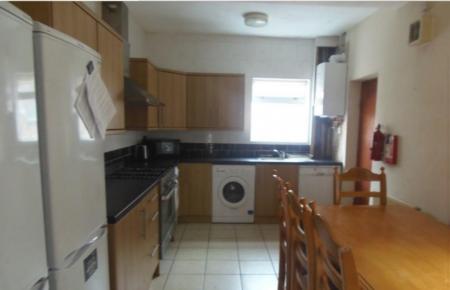 5 bedroom Terraced House to let in Filey Road, Fallowfield, Manchester, M14