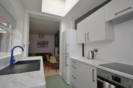 4 bedroom Terraced House to let in Chilworth Street, Rusholme, Manchester, M14