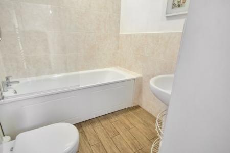 4 bedroom Terraced House to let in Davenport Avenue, Withington, Manchester, M20