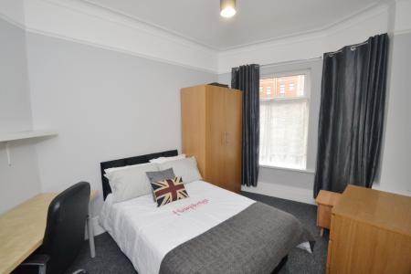3 bedroom Terraced House to let in Carill Drive, Fallowfield, Manchester, M14