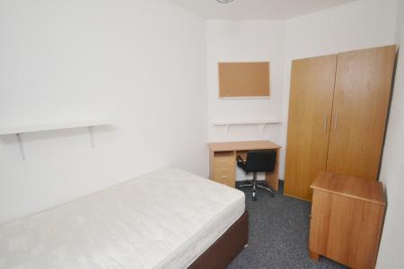 3 bedroom Terraced House to let in Carill Drive, Fallowfield, Manchester, M14