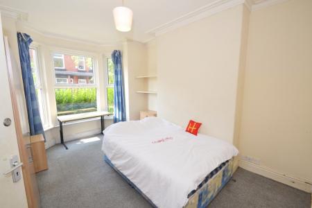 5 bedroom Terraced House to let in Cawdor road, Fallowfield, Manchester, M14