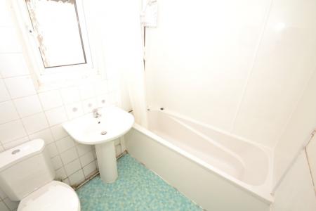 5 bedroom Terraced House to let in Cawdor road, Fallowfield, Manchester, M14