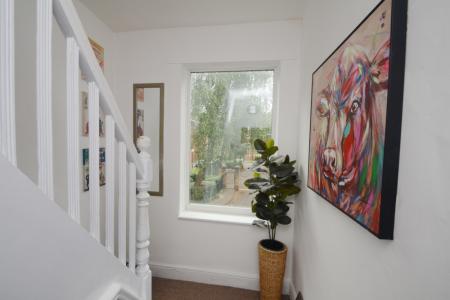 6 bedroom End of terrace house to let in Ladybarn Road, Fallowfield, Manchester, M14