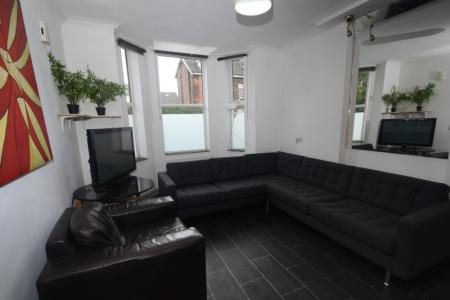 8 bedroom End of terrace house to let in Upper Lloyd Street, Rusholme, Manchester, M14
