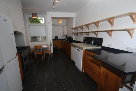 8 bedroom End of terrace house to let in Upper Lloyd Street, Rusholme, Manchester, M14