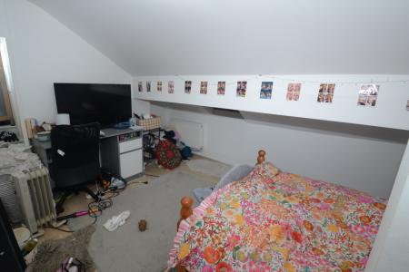 5 bedroom Flat to let in Braemar Road, Fallowfield, Manchester, M14