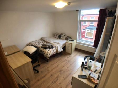 5 bedroom Terraced House to let in Brailsford Road, Fallowfield, Manchester, M14