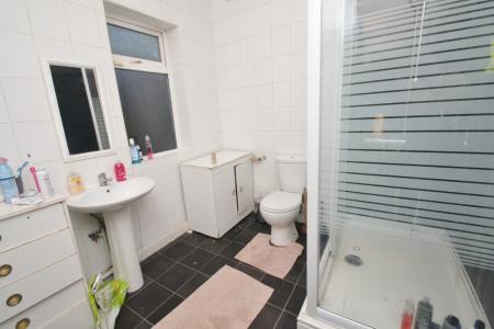 4 bedroom Terraced House to let in Carill Drive, Fallowfield, Manchester, M14