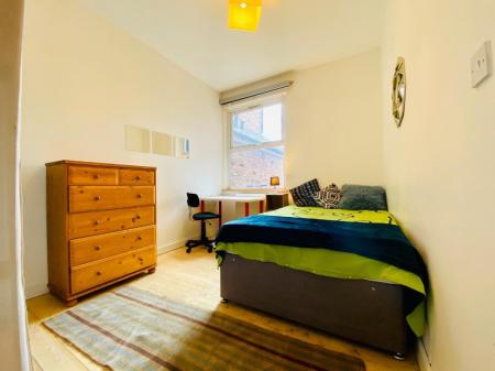 7 bedroom Terraced House to let in Whitby Road, Fallowfield, Manchester, M14