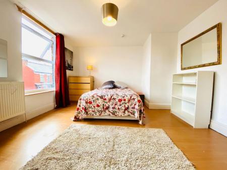 7 bedroom Terraced House to let in Whitby Road, Fallowfield, Manchester, M14