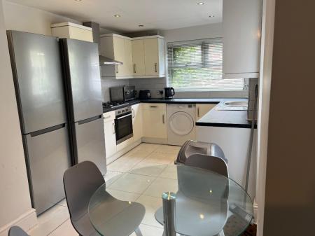 5 bedroom Detached house to let in Rippingham Road, Withington, Manchester, M20