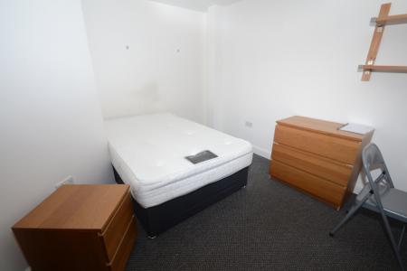 7 bedroom Terraced House to let in Moseley Road, Fallowfield, Manchester, M14