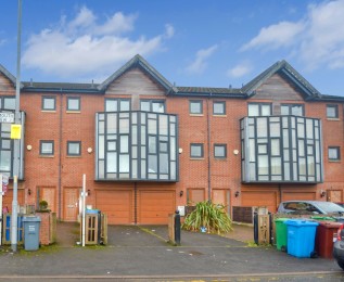 Plymouth View, Ardwick, Manchester, M13