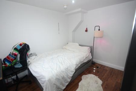 6 bedroom Terraced House to let in Moseley Road, Fallowfield, Manchester, M14