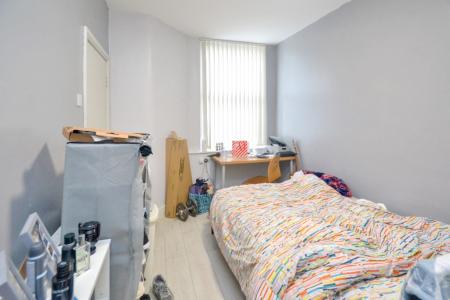 5 bedroom Flat for sale in Platt Lane, Rusholme, Manchester, M14