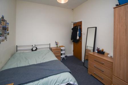 5 bedroom Terraced House for sale in Banff Road, Rusholme, Manchester, M14