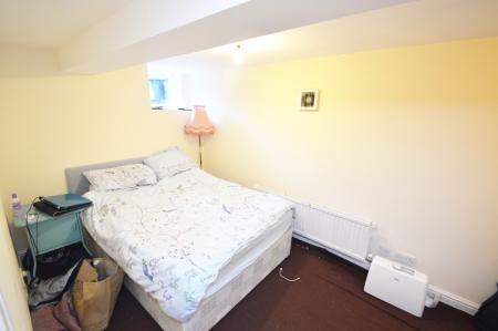 2 bedroom Flat to let in Egerton Road North, Chorlton, Manchester, M21