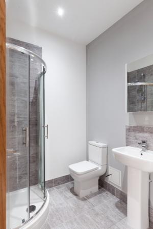 1 bedroom Studio flat to let in Abington Street, Northampton, NN1