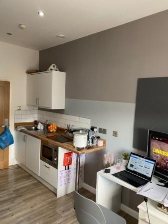 1 bedroom Studio flat to let in Abington Street, Northampton, NN1