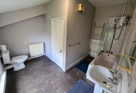 1 bedroom House share to let in Elysium Terrace, Semilong, Northampton, NN2