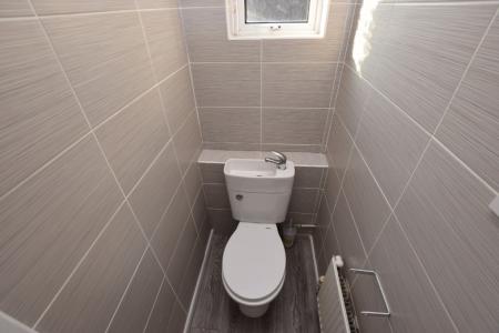 4 bedroom Terraced House to let in Overstone Road, Northampton, NN1